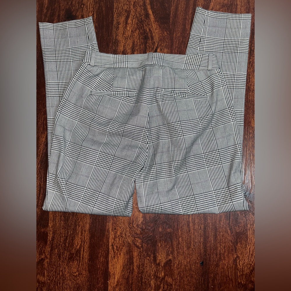 Banana Republic Women's 2 Black White Plaid Sloan Ankle Pants - Picture 5 of 11